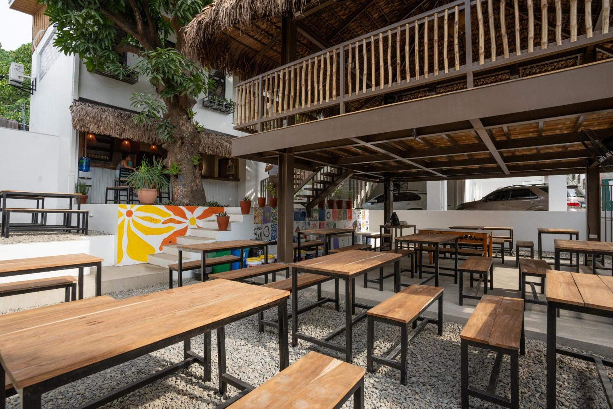 The Circle Hostel, La Union San Fernando City  Εξωτερικό φωτογραφία