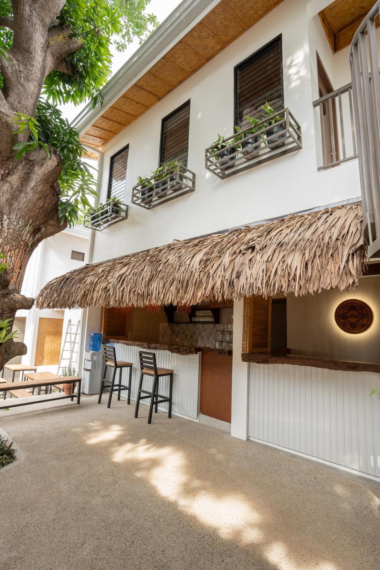 The Circle Hostel, La Union San Fernando City  Εξωτερικό φωτογραφία